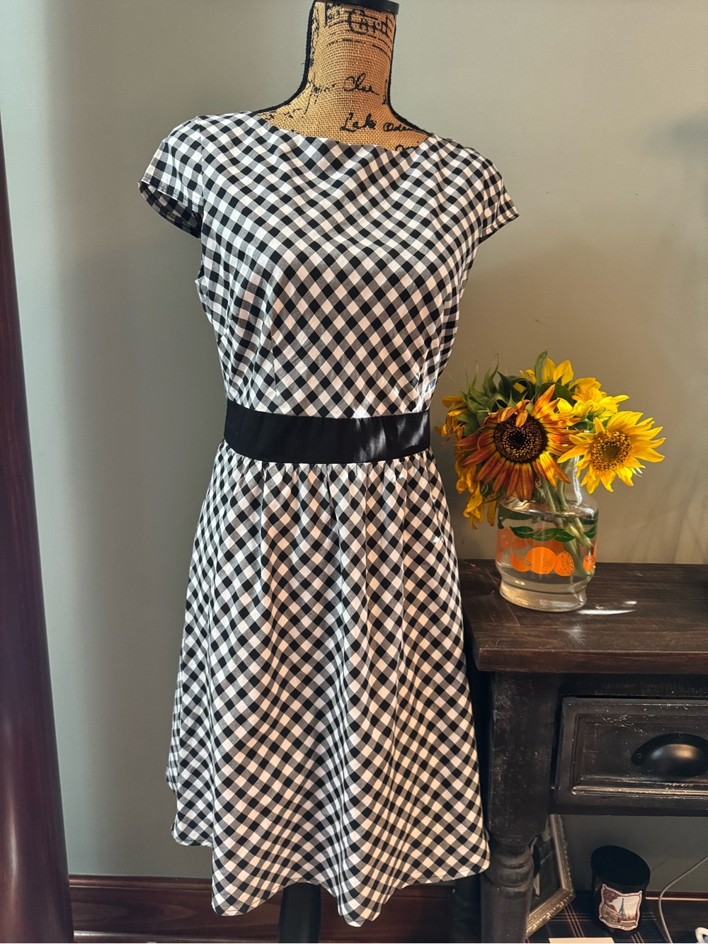 Orsay Classic Black & White Gingham Fit-and-Flare Dress. Size 6